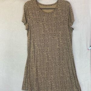 Amazon Essentials Women's Short-Sleeve Leopard Print Swing Dress Size Large